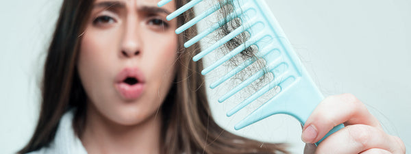 बेस्ट शैम्पू फॉर हेयर: बाल झड़ना, डैंड्रफ और ड्राइनेस  का पक्का इलाज