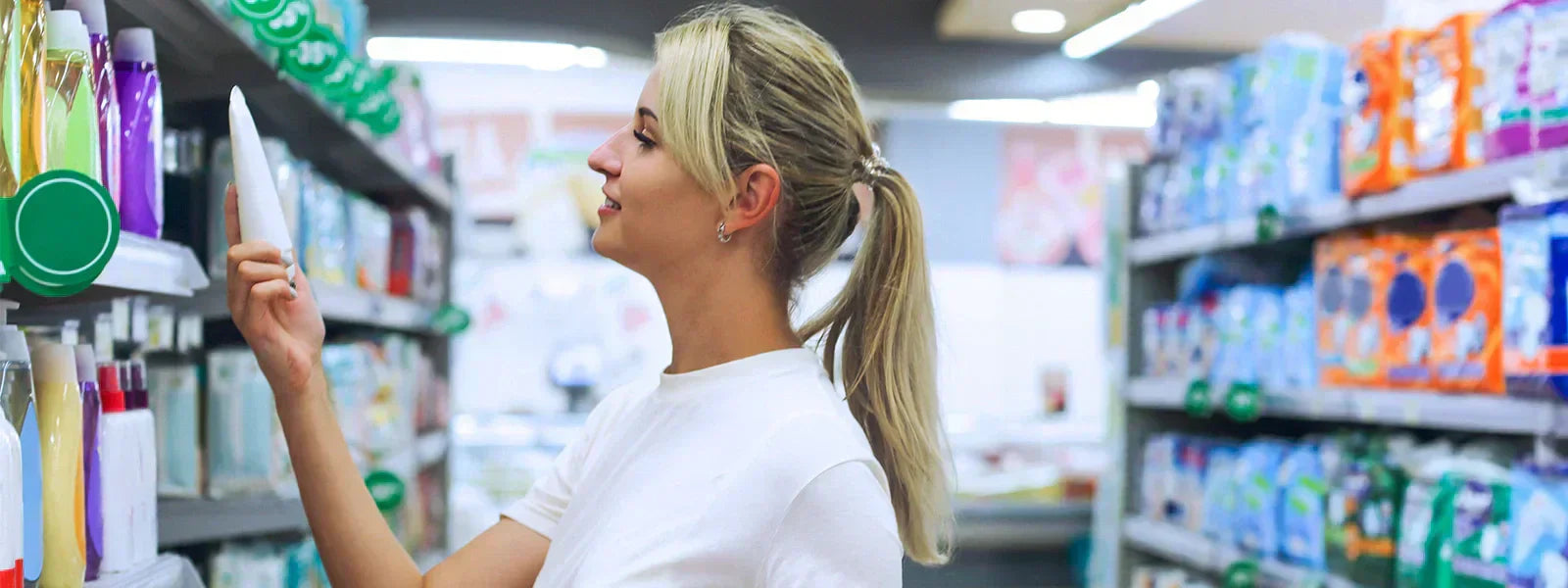 Glowing Skin vs. Oil Control: How to Choose the Right Moisturizing Face Wash for Sensitive Skin