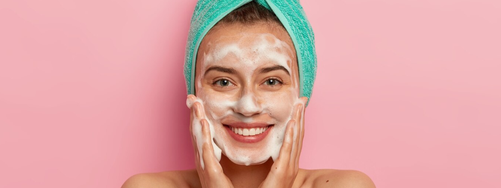 face wash for radinat skin