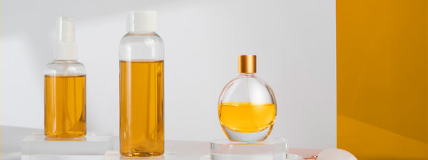 শুষ্ক, ও ফ্রিজি চুলের জন্য সেরা ৮টি হেয়ার অয়েল