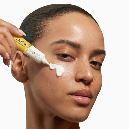 Vitamin C Sunscreen - UVA + UVB Hydrating &amp; Mosituring - 10gm